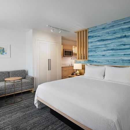 Towneplace Suites By Marriott Tampa Casino Area Orient Park Dış mekan fotoğraf