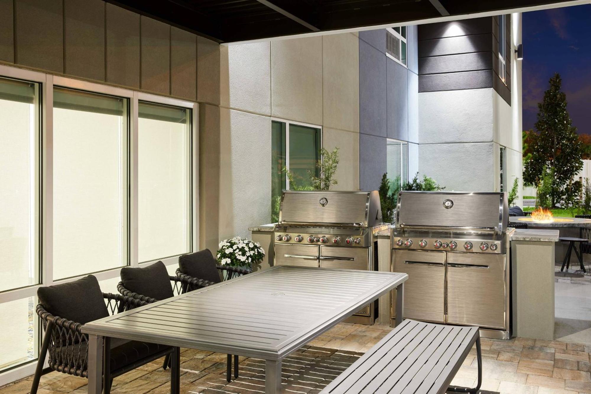 Towneplace Suites By Marriott Tampa Casino Area Orient Park Dış mekan fotoğraf